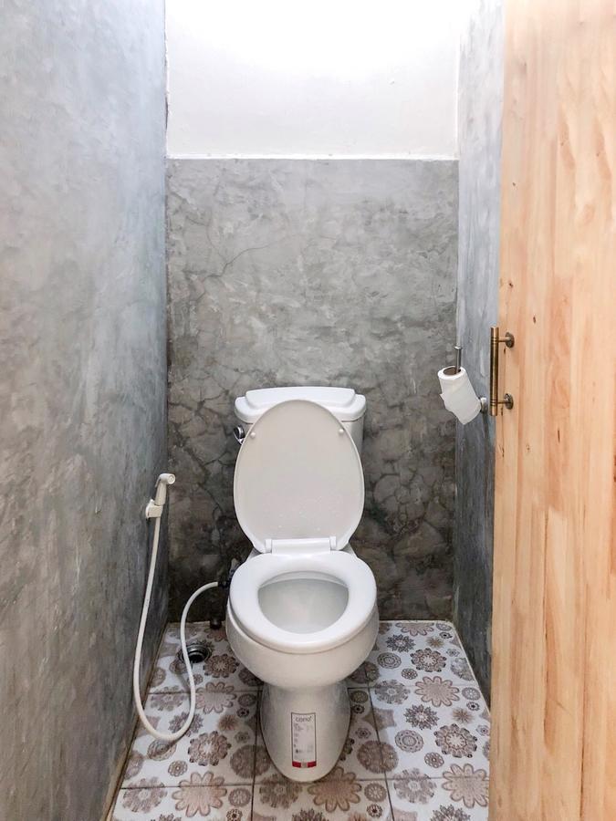 Green Home Hostel And Massage Бангкок Экстерьер фото